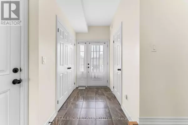Cobourg, ON K9A3N5,473 HAYWARD STREET