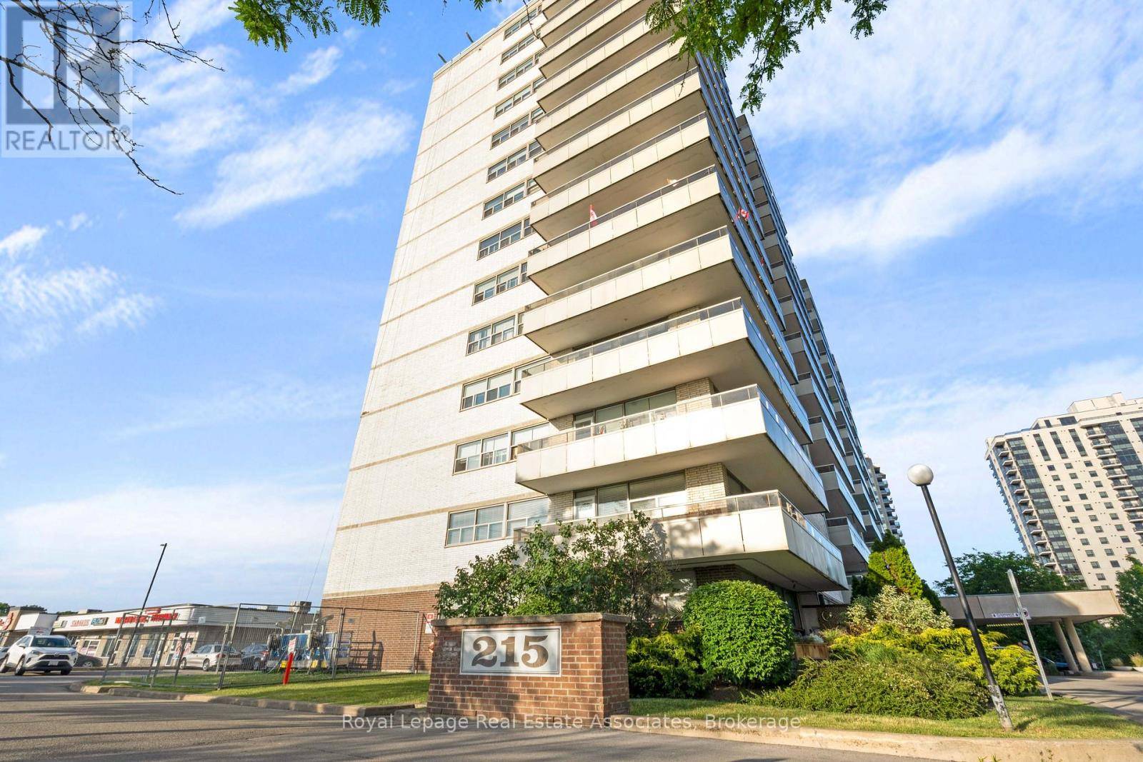 St. Catharines (glendale/glenridge), ON L2T3J7,215 Glenridge AVE #1204