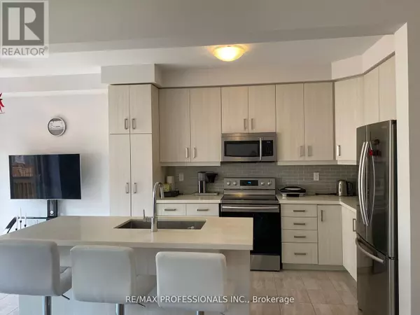 Hamilton (stoney Creek), ON L8J0L6,59 GREENWICH AVENUE