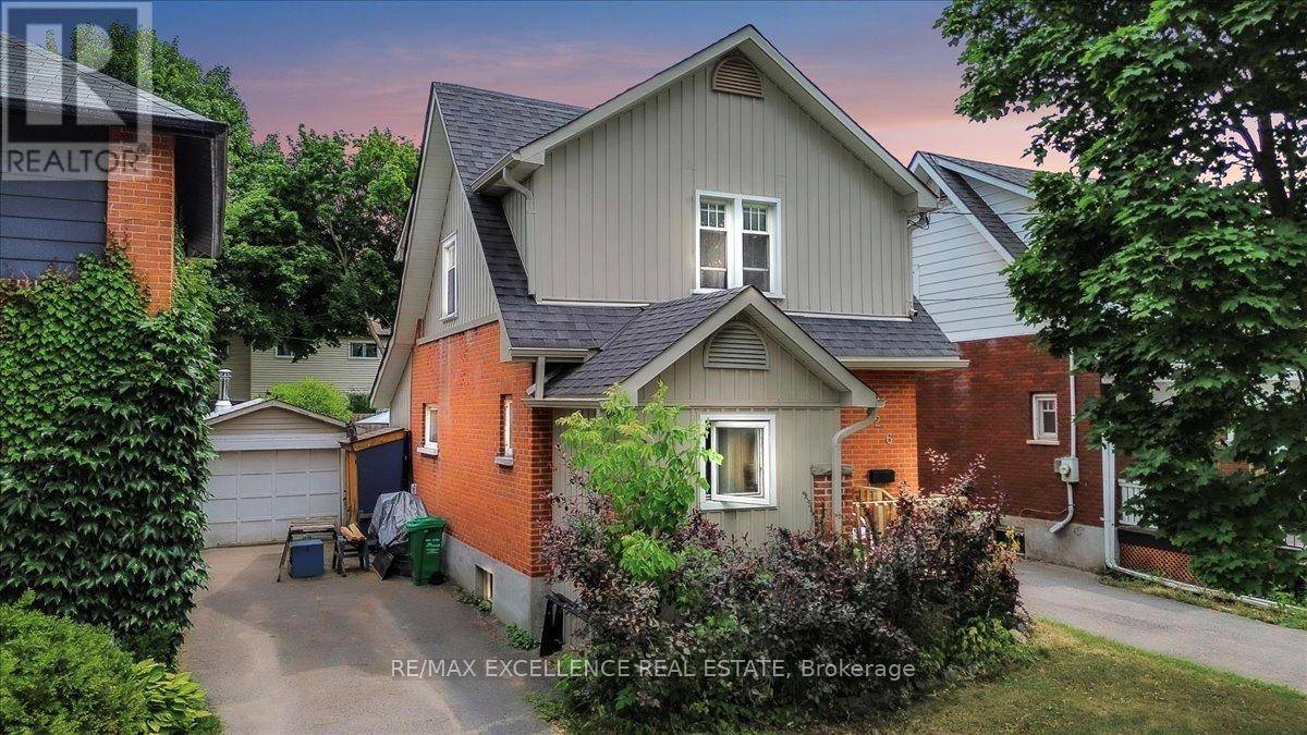 626 DOWNIE STREET, Peterborough Central (north), ON K9H4K3