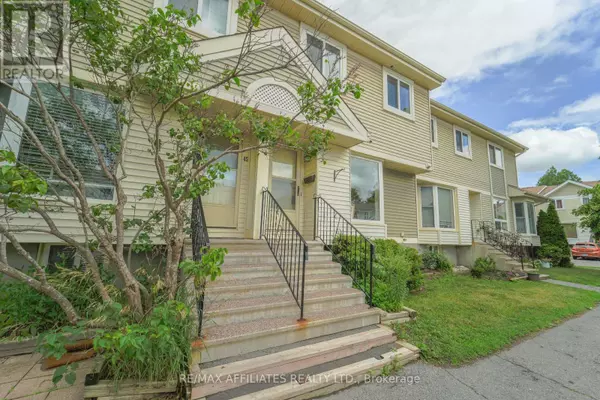 Ottawa, ON K2L3V5,47 Mcdermot CT #65