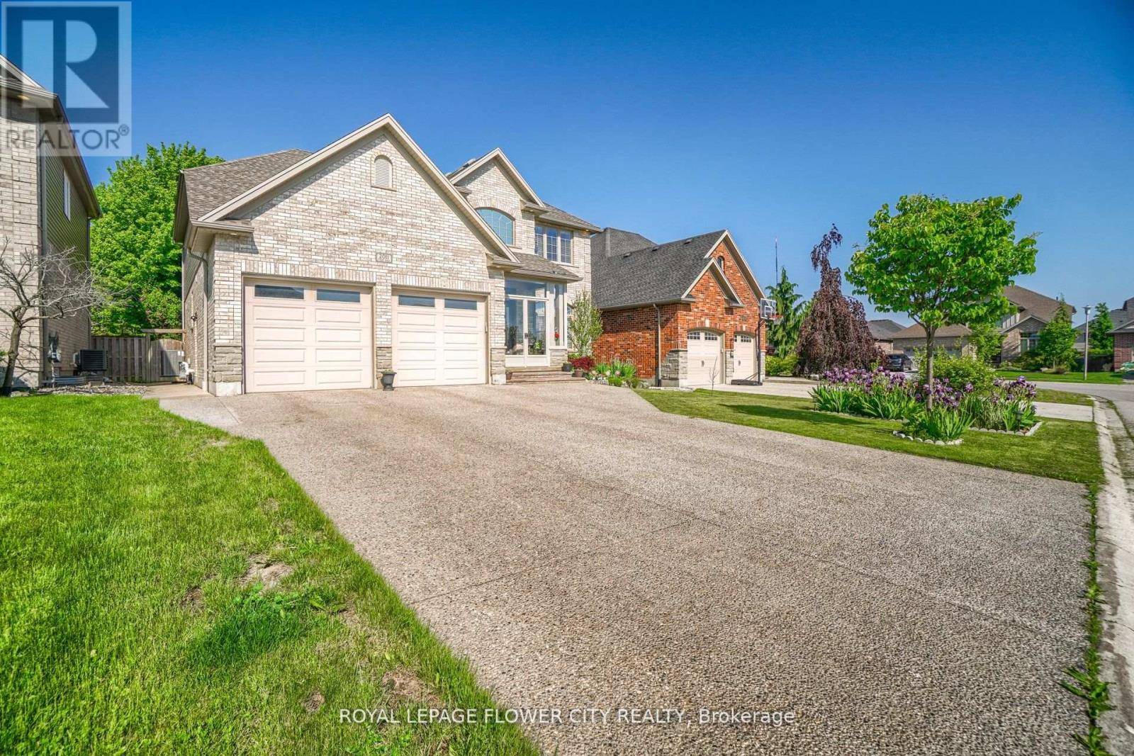 London South (south K), ON N6K0C4,2011 TYSON WALK STREET