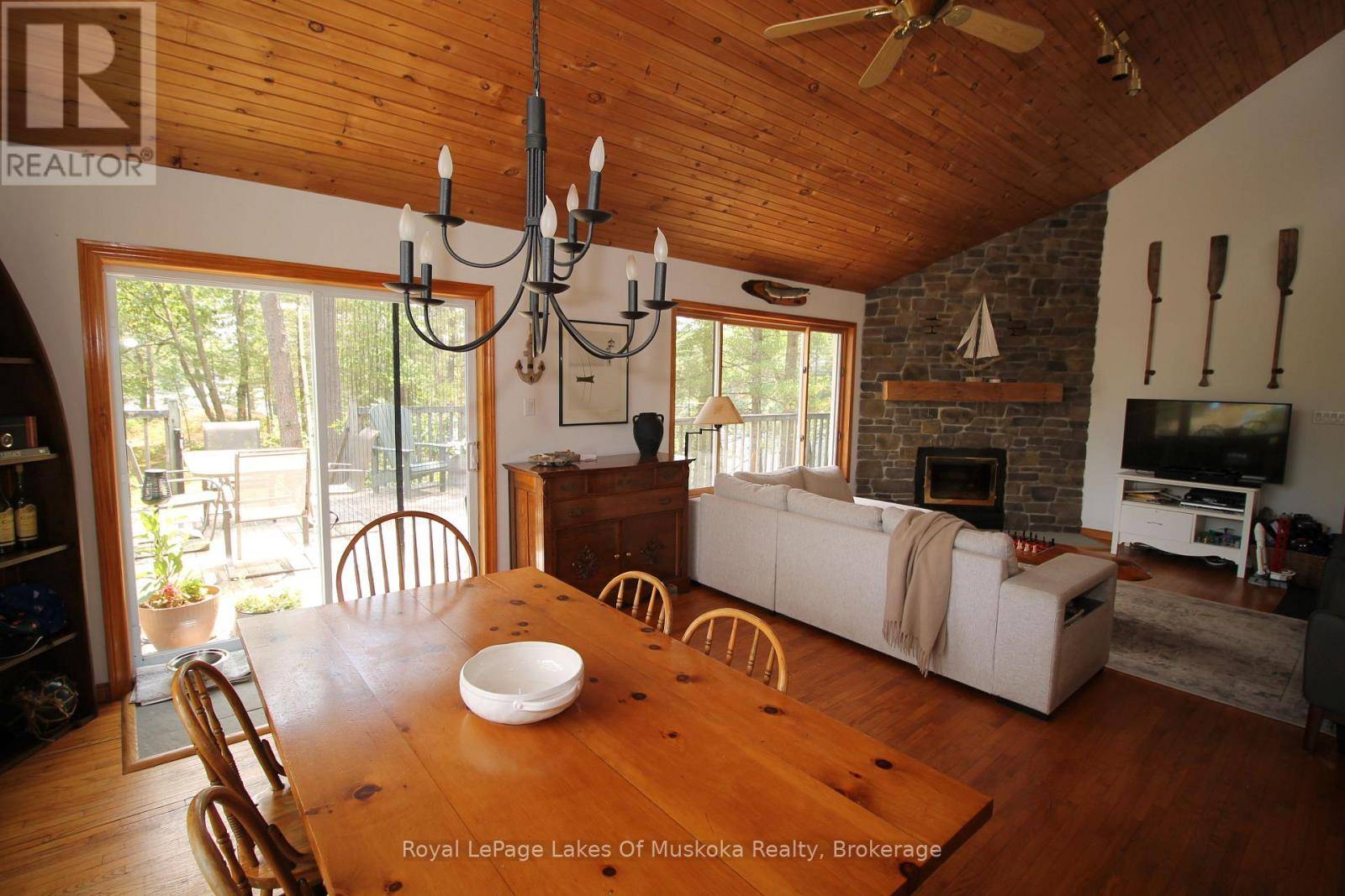Gravenhurst (muskoka (s)), ON P1P1R2,1 3LN BERKINSHAW ISLAND
