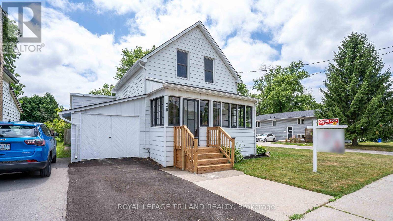 30 CHESTER STREET, St. Thomas, ON N5R1V2