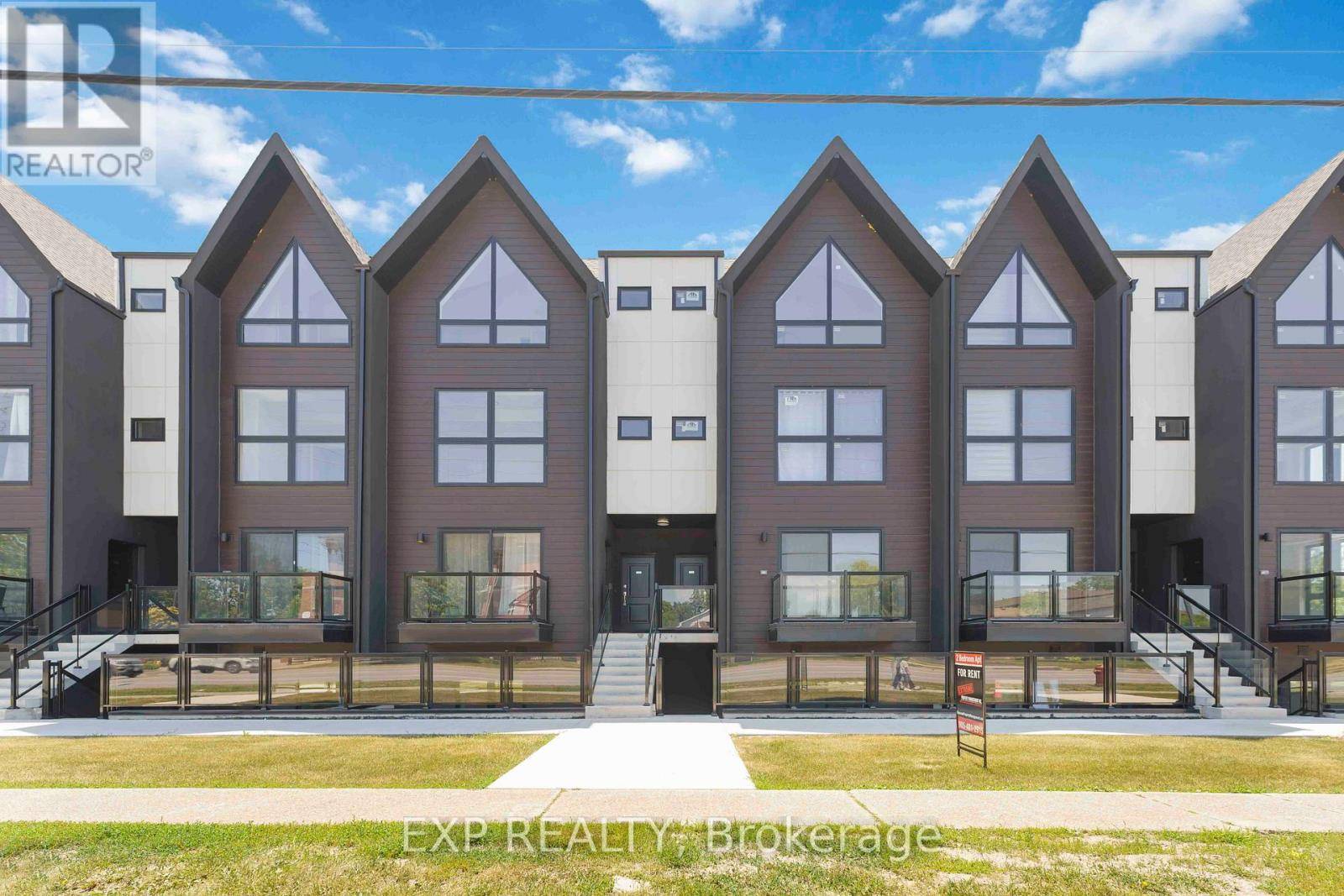 7277 Wilson CRES #305, Niagara Falls (oldfield), ON L2G4R8