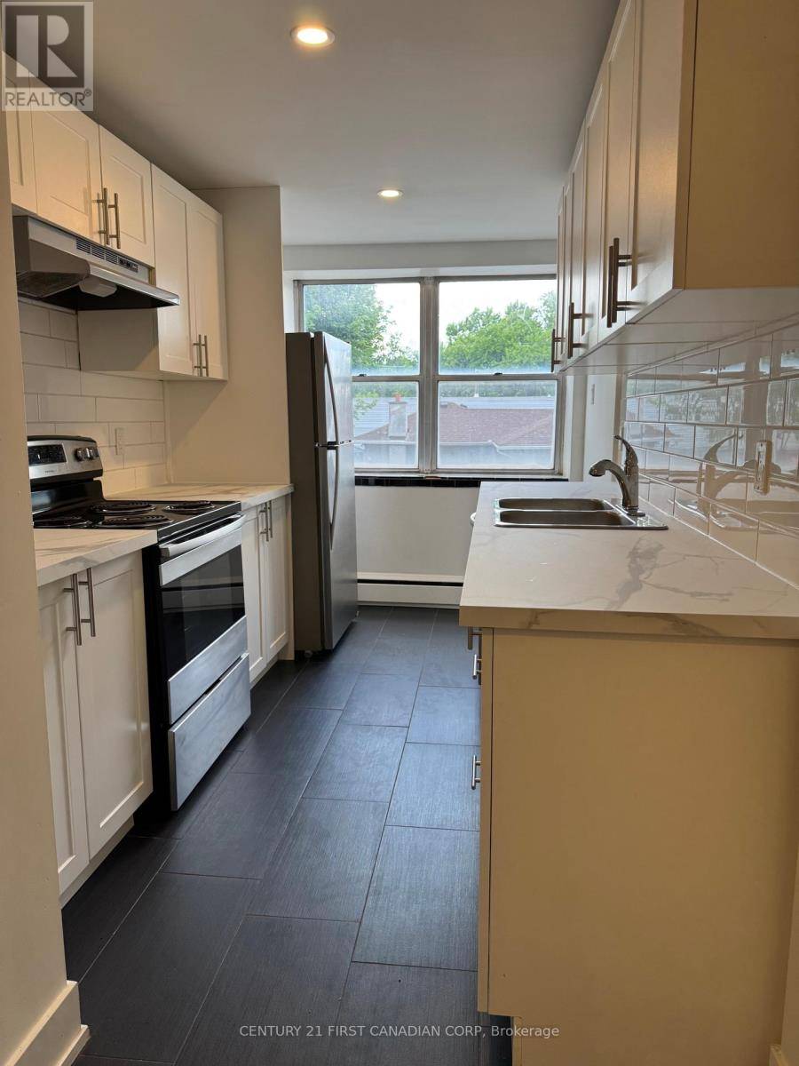London South (south F), ON N6C4J8,75 High ST #210