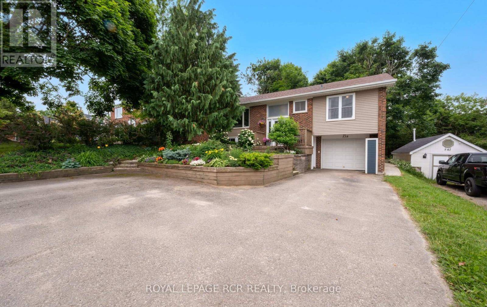 Shelburne, ON L9V2X1,538 OWEN SOUND STREET