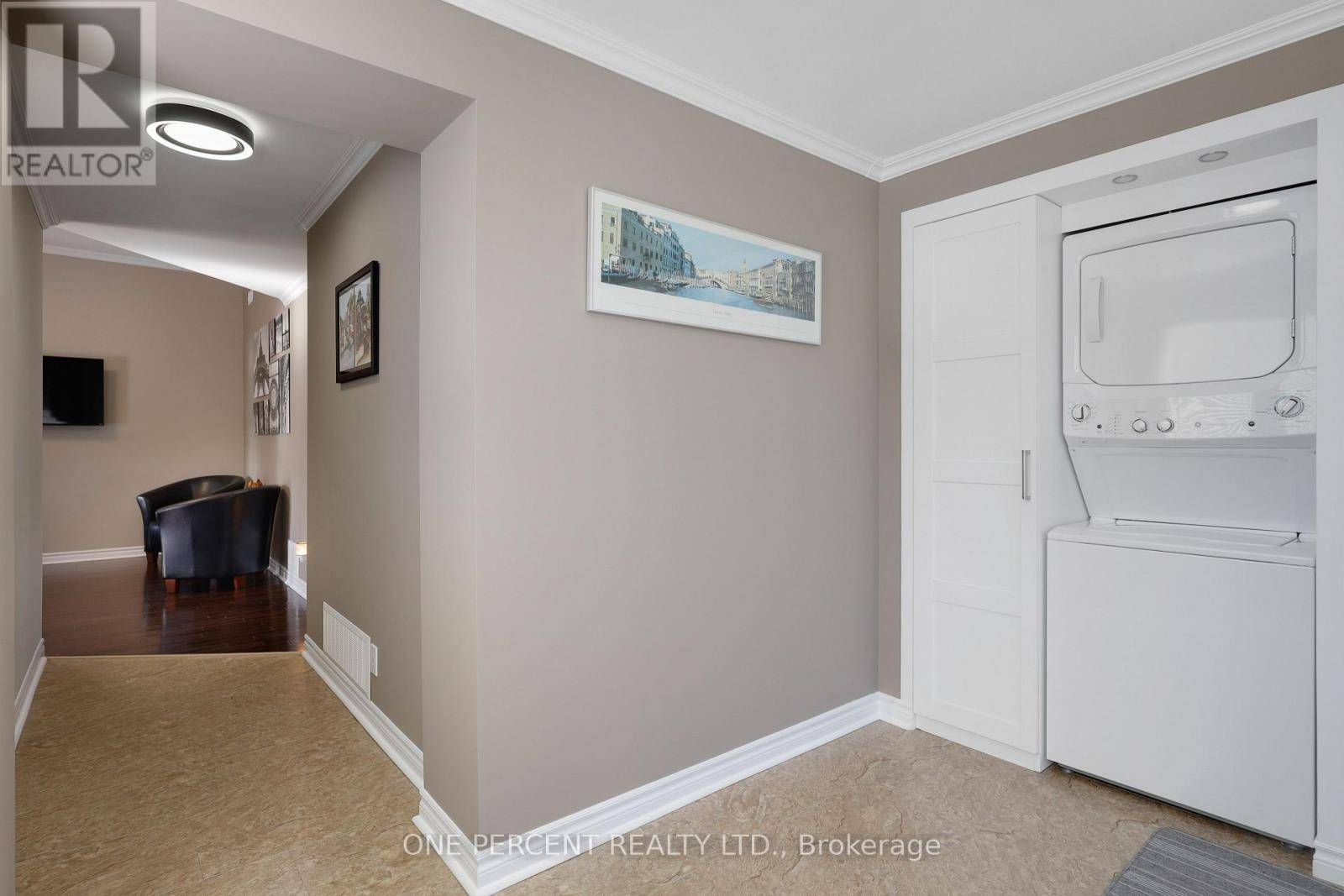 Carleton Place, ON K7C3K2,226 MCLAREN STREET