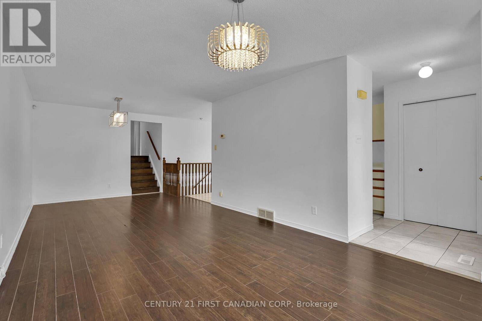London South (south X), ON N6E3V6,62 JOSSELYN DRIVE