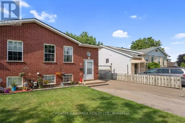 Welland (n. Welland), ON L3C7C9,10 WOODLAND DRIVE