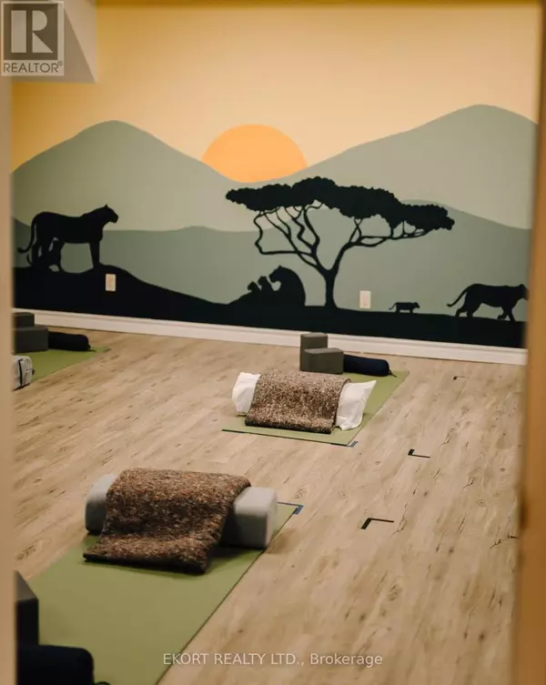 Quinte West (trenton Ward), ON K8V3P3,82 Dundas ST West #A