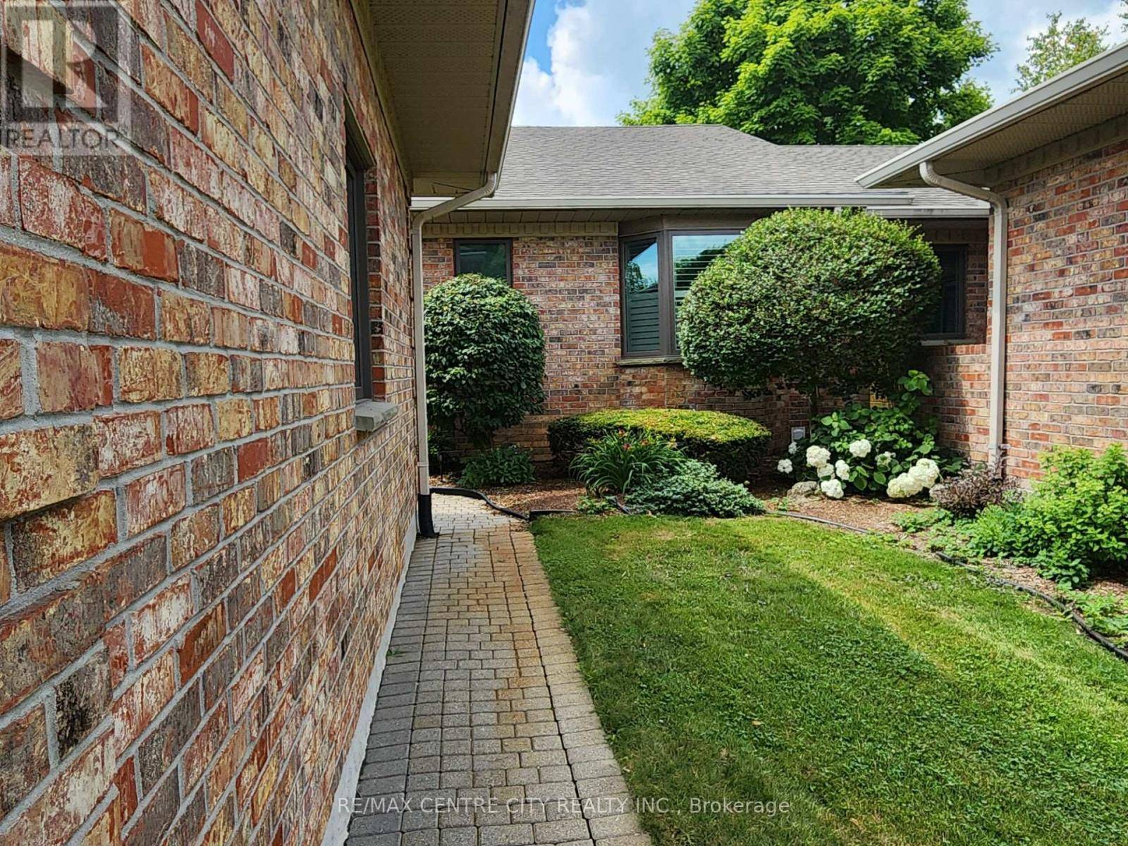 London North (north G), ON N5X3X2,30 Doon DR #46