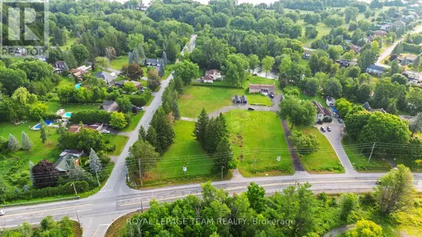 Ottawa, ON K4M0E2,4003 RIDEAU VALLEY DRIVE N