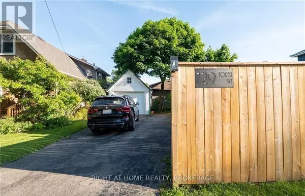 Port Colborne (sugarloaf), ON L3K5E5,129 FOREST AVENUE