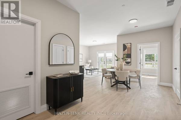 Lucan Biddulph (lucan), ON N0M2J0,33318 Richmond ST #105