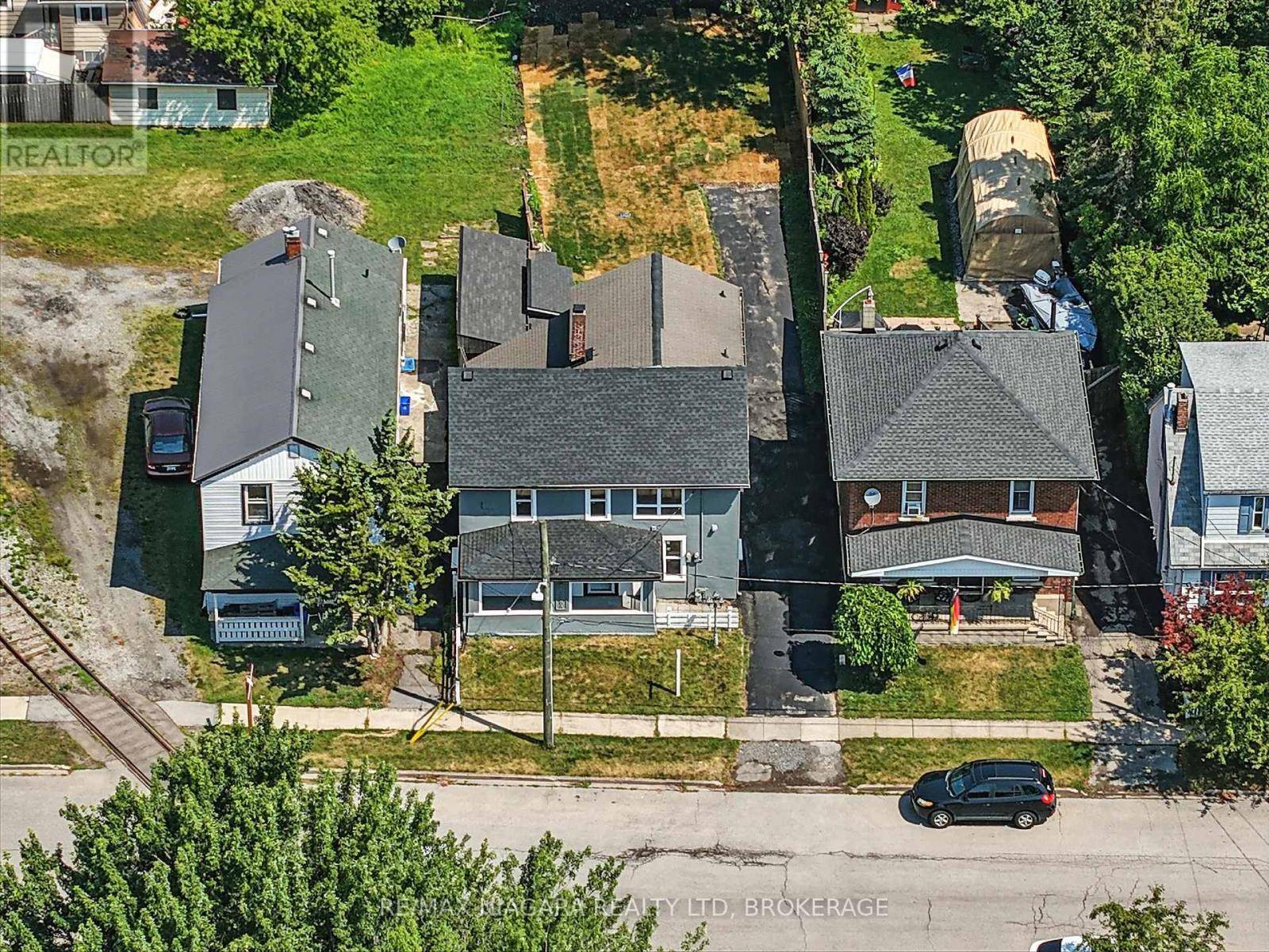 Port Colborne (killaly East), ON L3K1G3,84 ALMA STREET