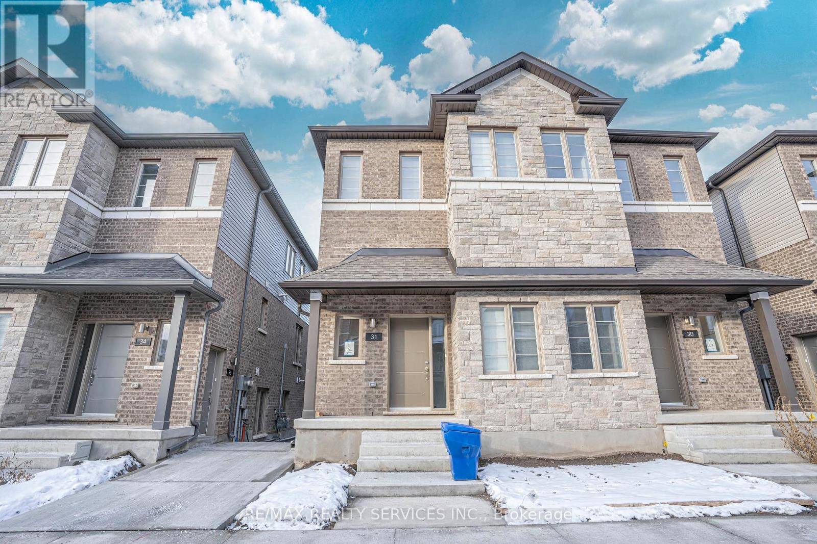 205 West Oak TRL #32, Kitchener, ON N2R0R9
