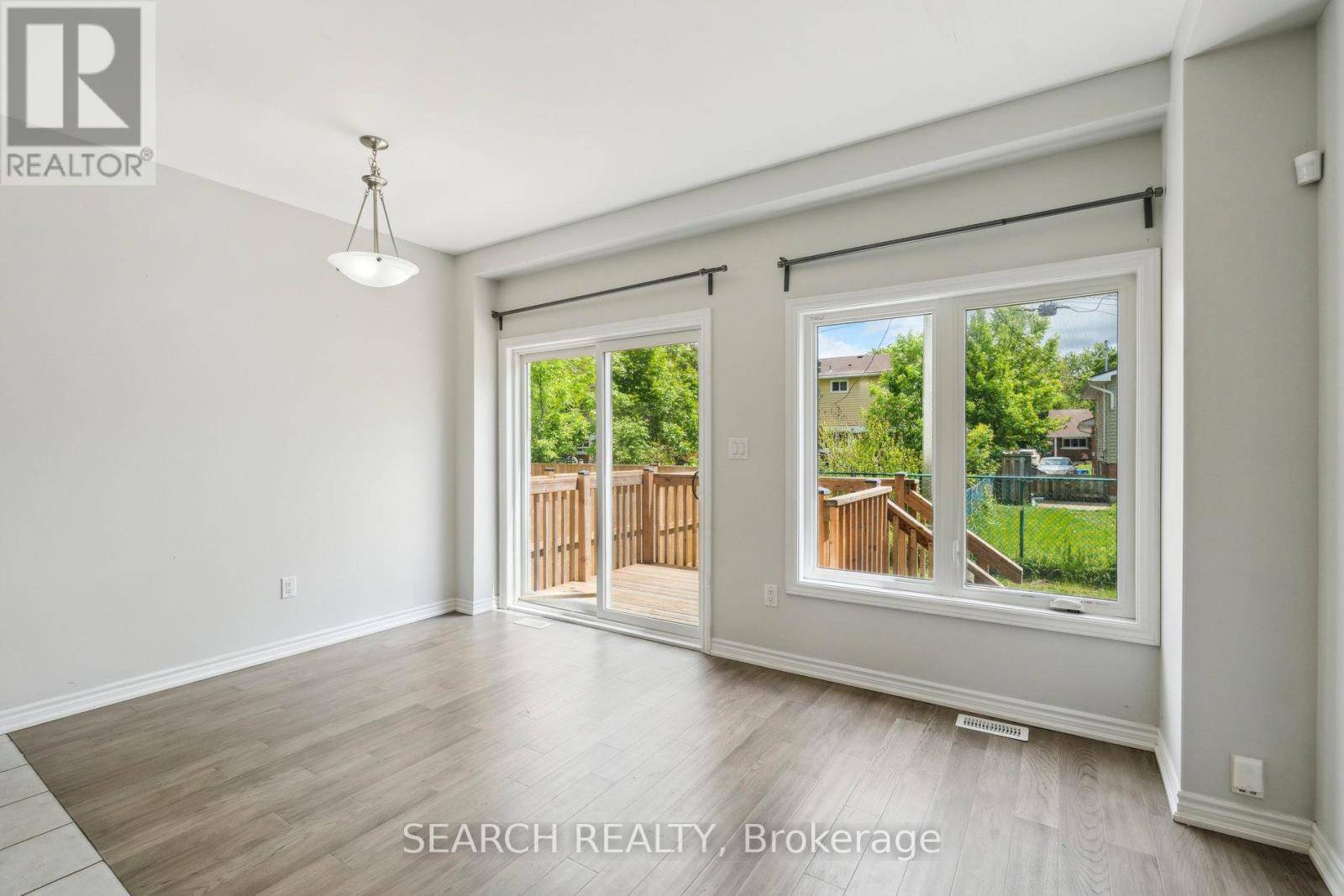 Welland (lincoln/crowland), ON L3B1T2,217 LOUISE STREET