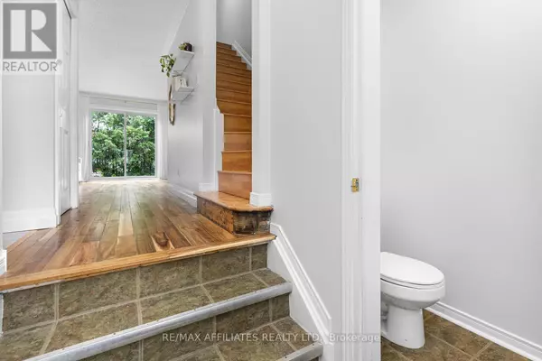 Carleton Place, ON K7C4R1,240 Mississippi CT #15