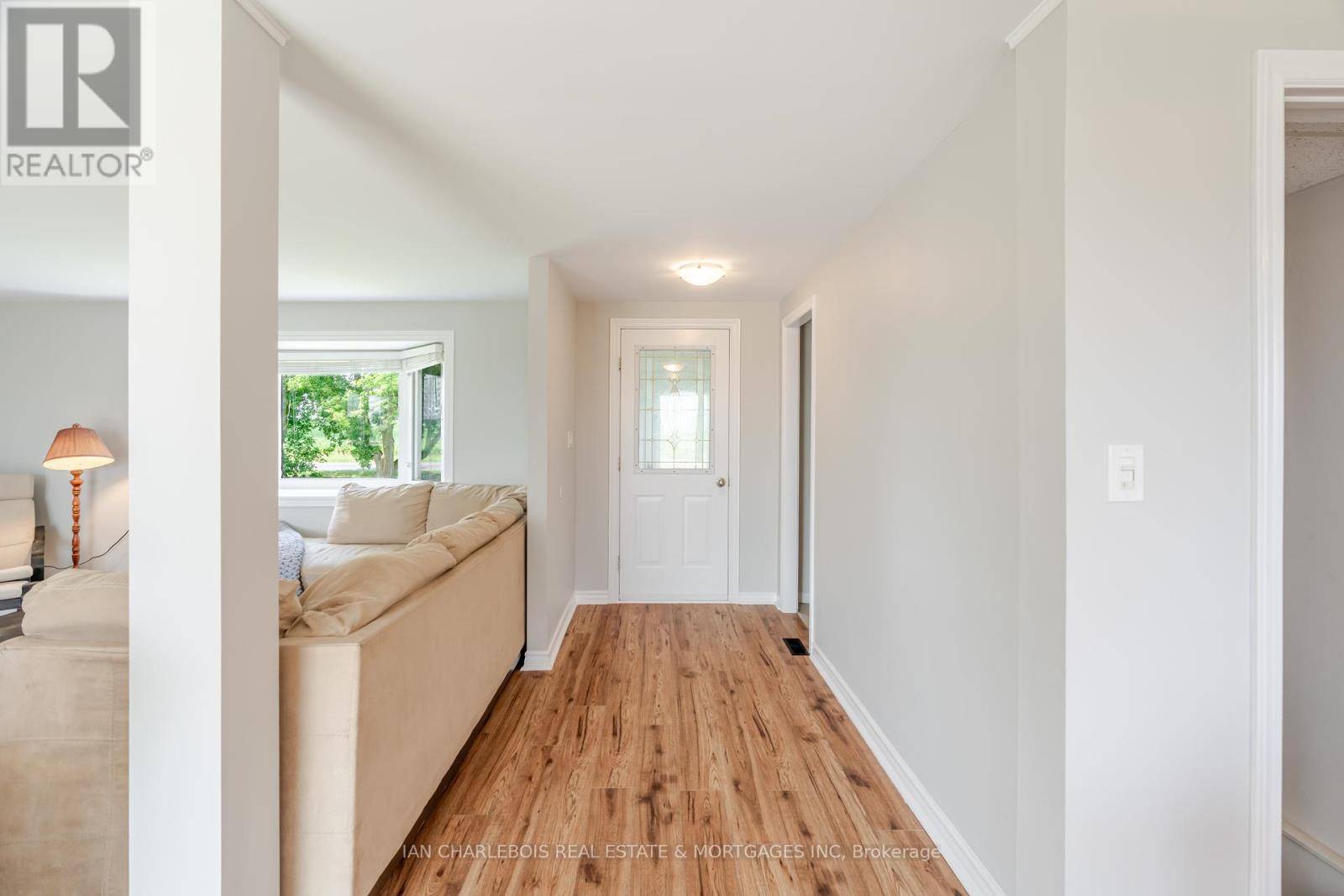 Ottawa, ON K2S1B8,5616 AKINS ROAD NW