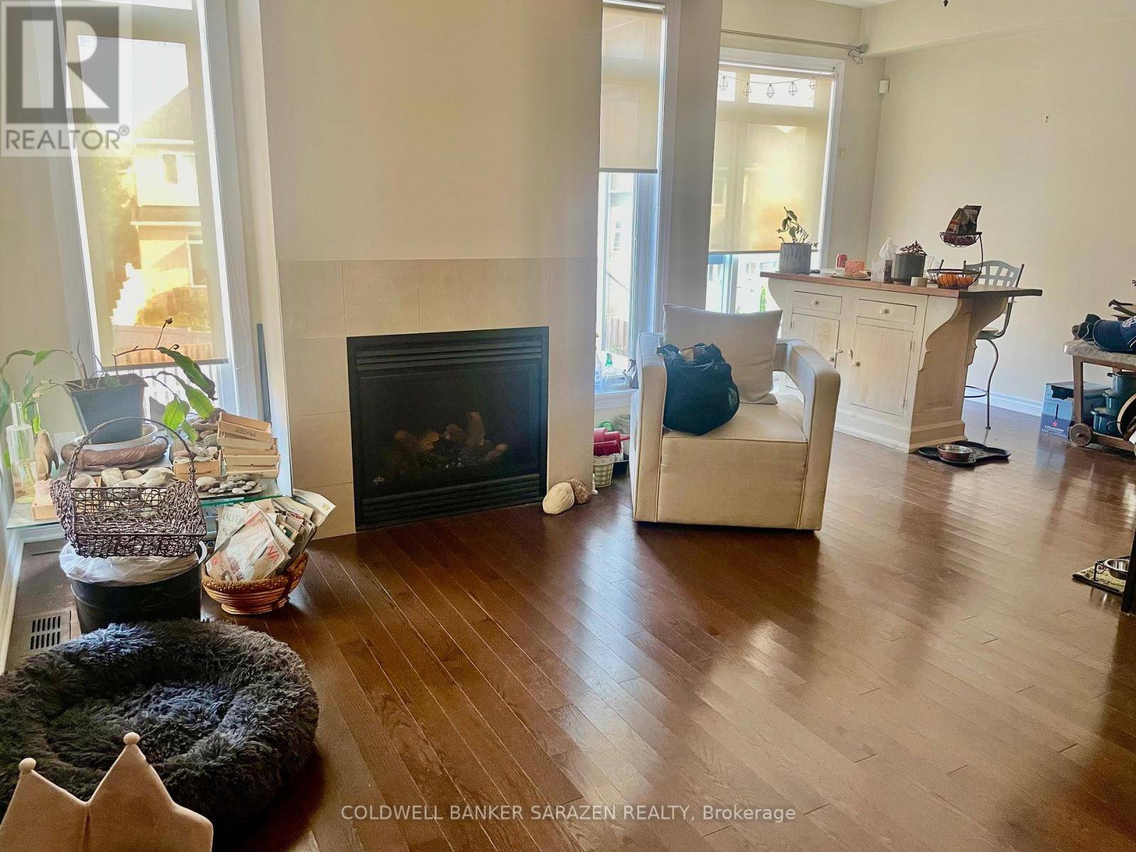 Ottawa, ON K2M0G2,458 FOXHALL WAY