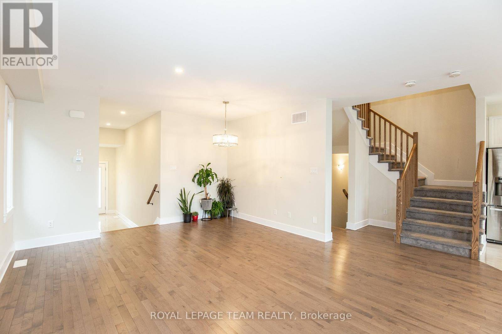 Carleton Place, ON K7C0L1,27 ANTONAKOS DRIVE