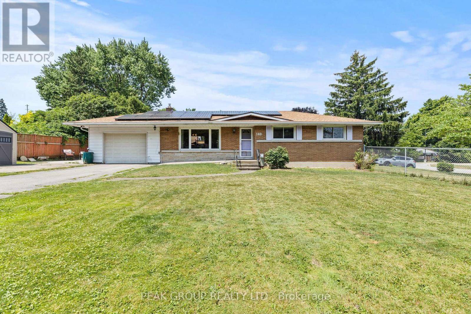 Fort Erie (central), ON L2A1Z8,140 CHAMPLAIN DRIVE