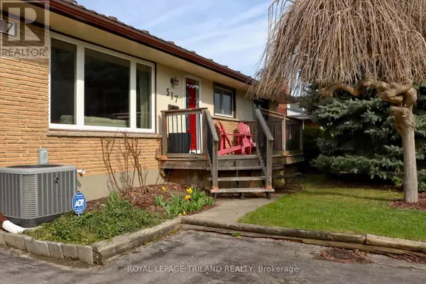 London South (south D), ON N6J3K2,517 BEACHWOOD AVENUE