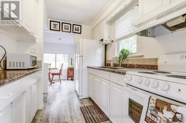 Niagara-on-the-lake (town), ON L0S1J0,568 MISSISSAGUA STREET