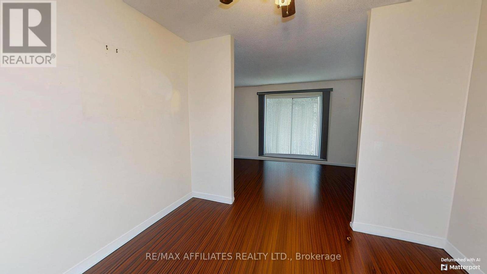 Ottawa, ON K1B4W9,76 Compata WAY South #11