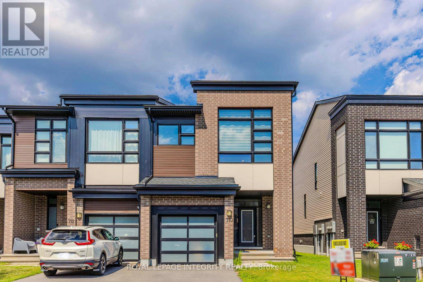 710 TWIST WAY, Ottawa, ON K2V0M8
