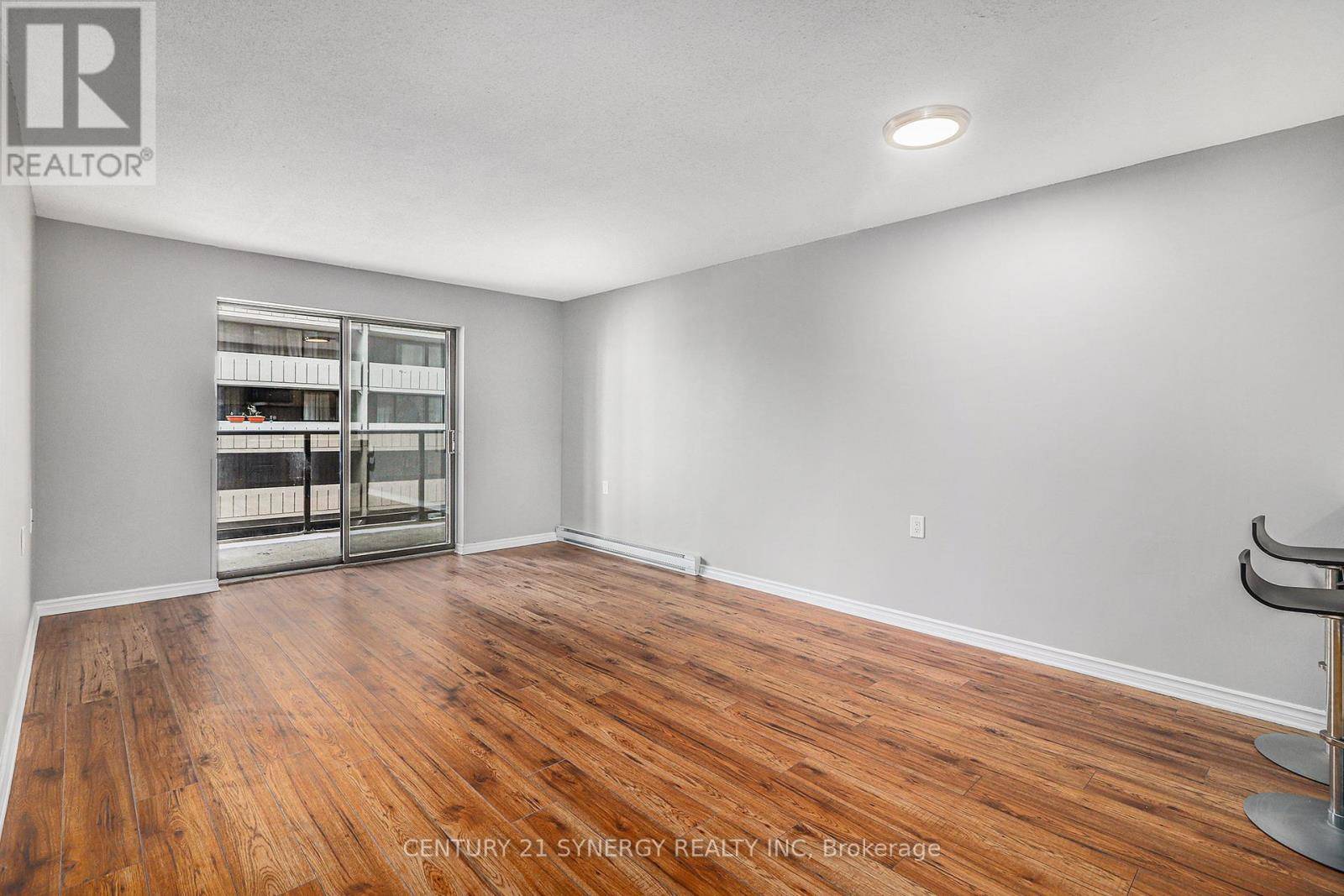 Ottawa, ON K1R7X1,475 Laurier AVE West #405