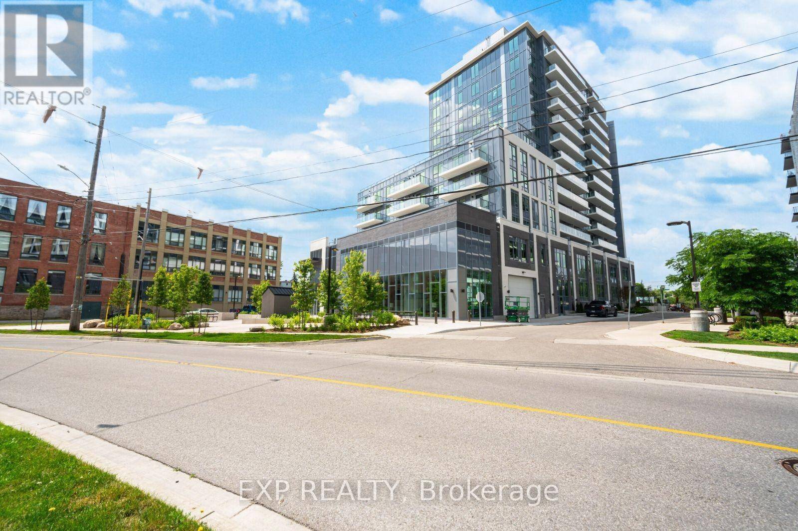 Guelph (st. Patrick's Ward), ON N1E0T3,93 Arthur ST South #513
