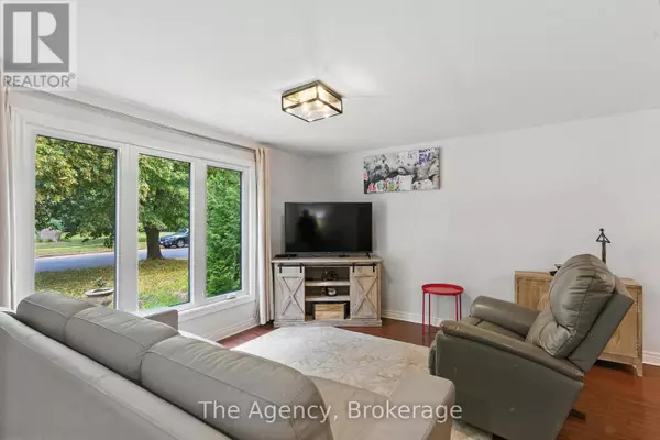 St. Catharines (lakeport), ON L2N6Z2,43 ELMA STREET