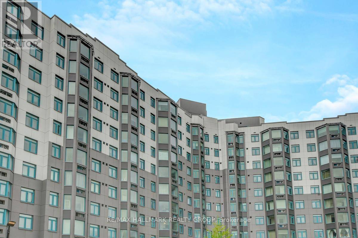 Ottawa, ON K2B8S5,1025 Grenon AVE #101