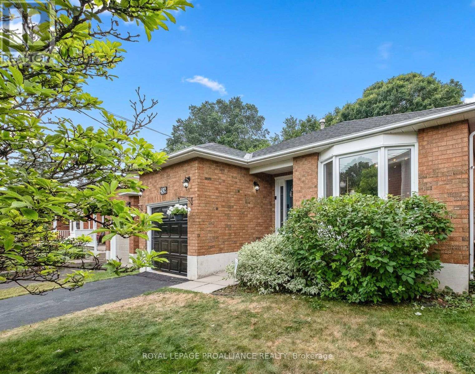 Cobourg, ON K9A5C1,492 BURNHAM MANOR COURT