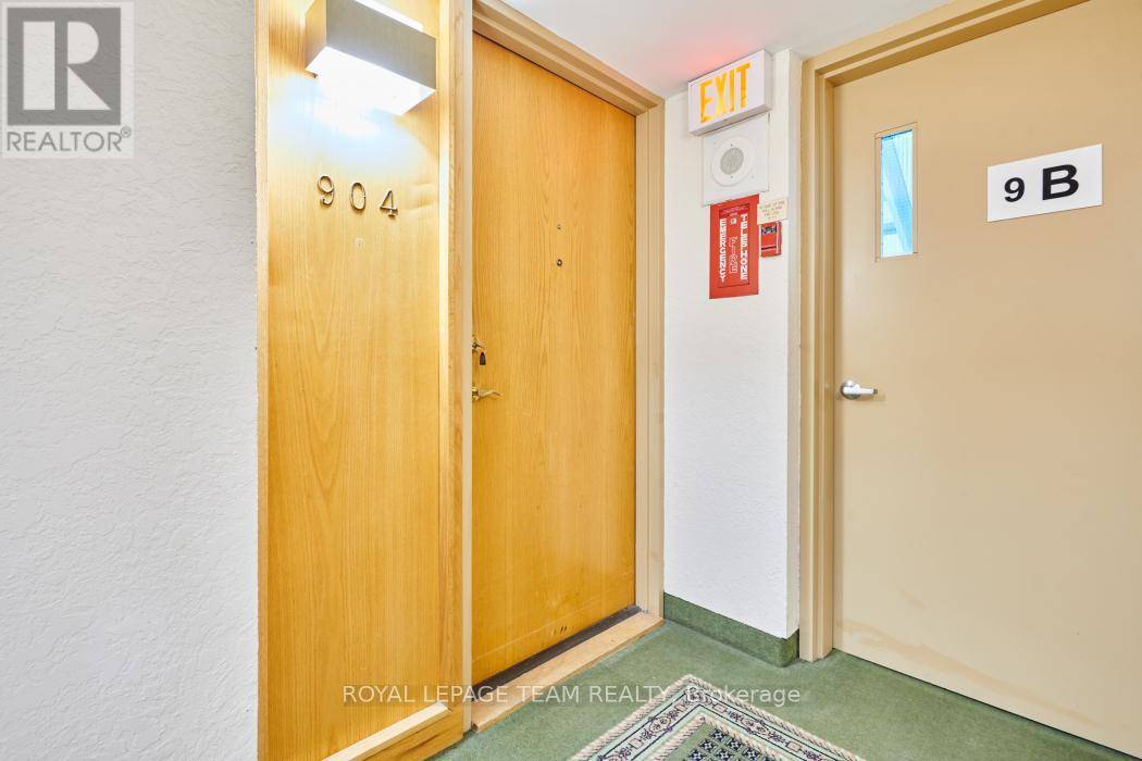 Ottawa, ON K2B8M5,2871 Richmond RD #904