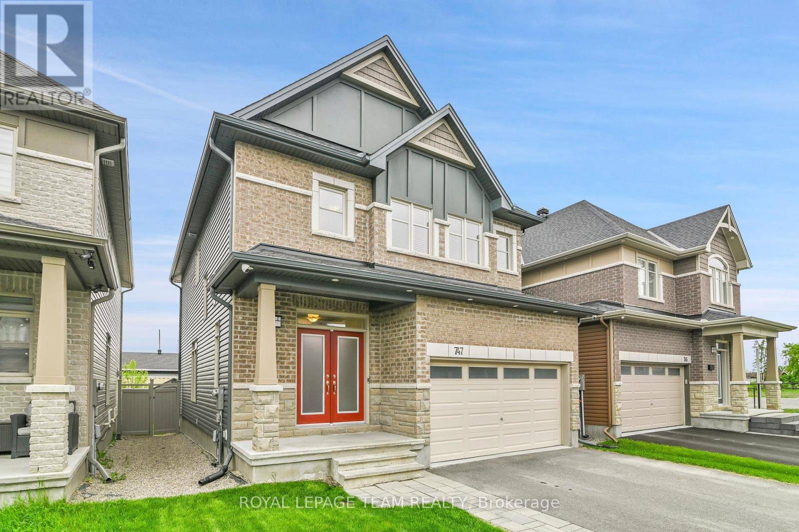 Ottawa, ON K1T0N1,747 FIDDLEHEAD STREET