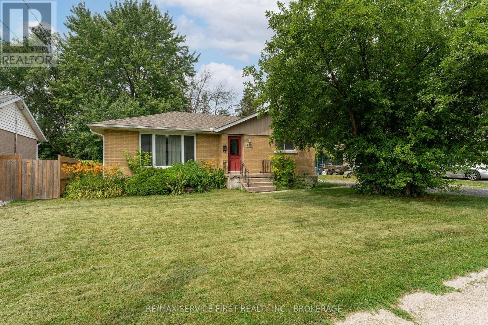 483 MCEWEN DRIVE, Kingston (city Southwest), ON K7M3W6