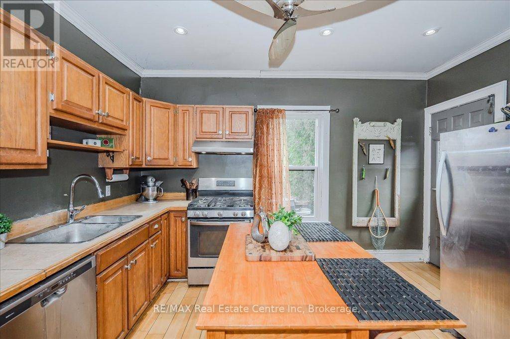 265 LONDON ROAD W, Guelph (exhibition Park), ON N1H2C7