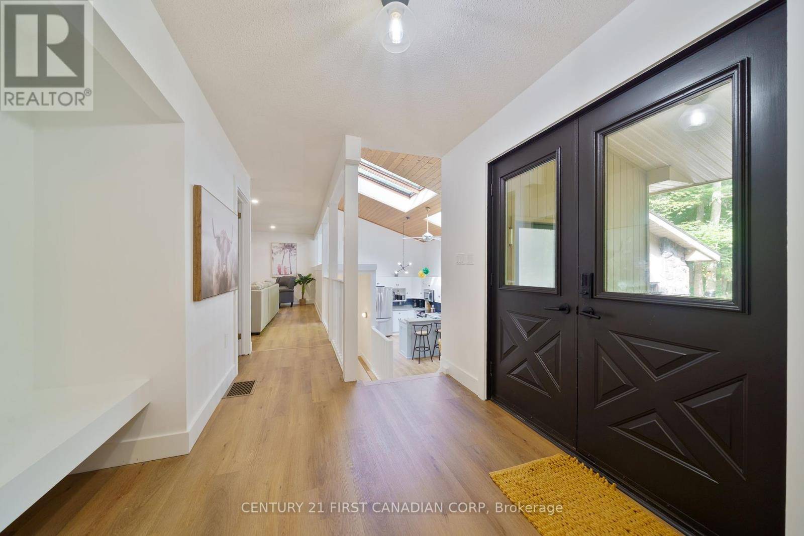 Lambton Shores (grand Bend), ON N0M1T0,10285 PINES PARKWAY