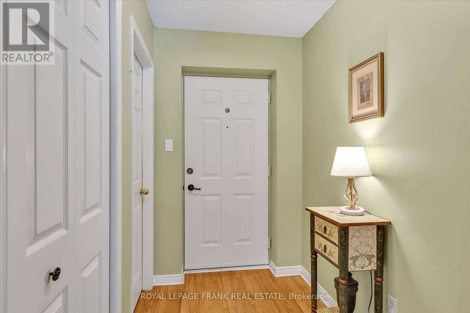 Peterborough Central (north), ON K9H7M5,475 Parkhill RD West #115
