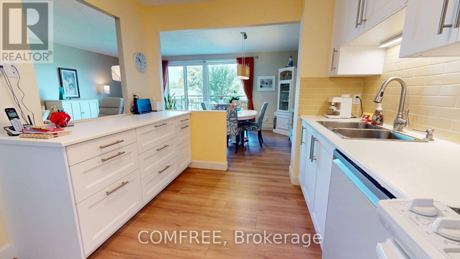 Ottawa, ON K2C3L8,1485 Baseline RD #302