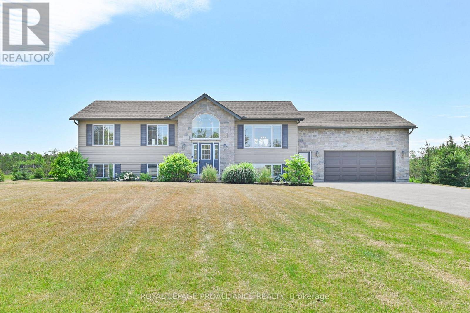 Prince Edward County (ameliasburg Ward), ON K0K1L0,3471 COUNTY 3 ROAD