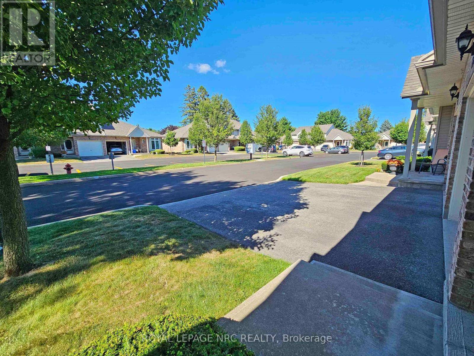 Niagara Falls (cherrywood), ON L2E6E4,5070 drummond RD #28