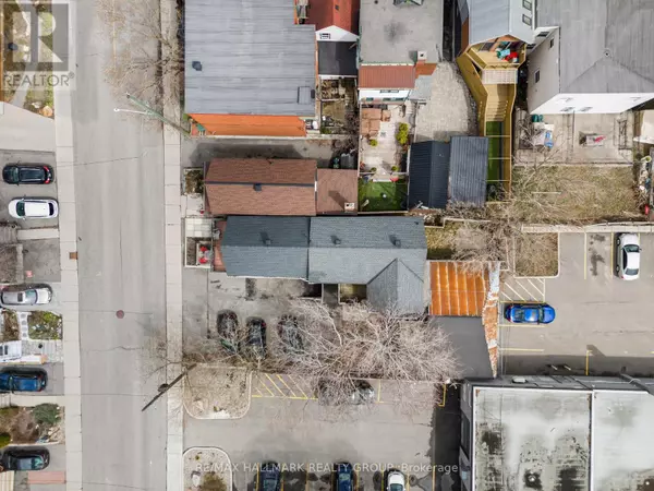 Ottawa, ON K1R6Y8,48 LOUISA STREET