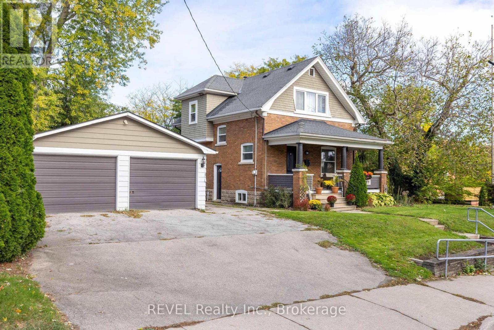 10 CANAL STREET, St. Catharines (port Dalhousie), ON L2N4S6