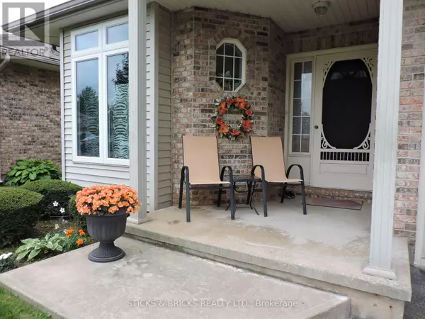 Niagara Falls (cherrywood), ON L2E6E4,5070 Drummond RD #27