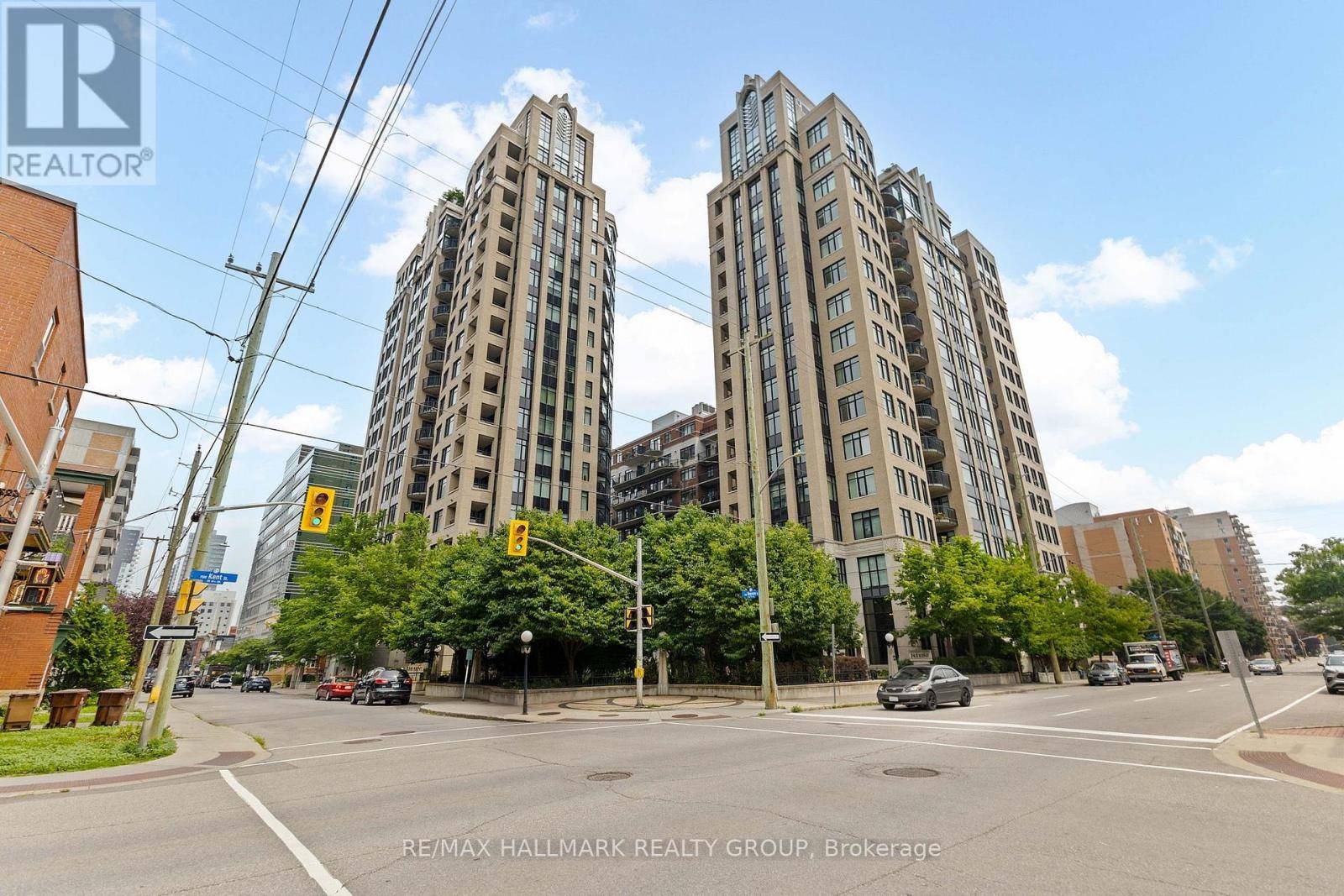 245 Kent ST #504, Ottawa, ON K2P0A5