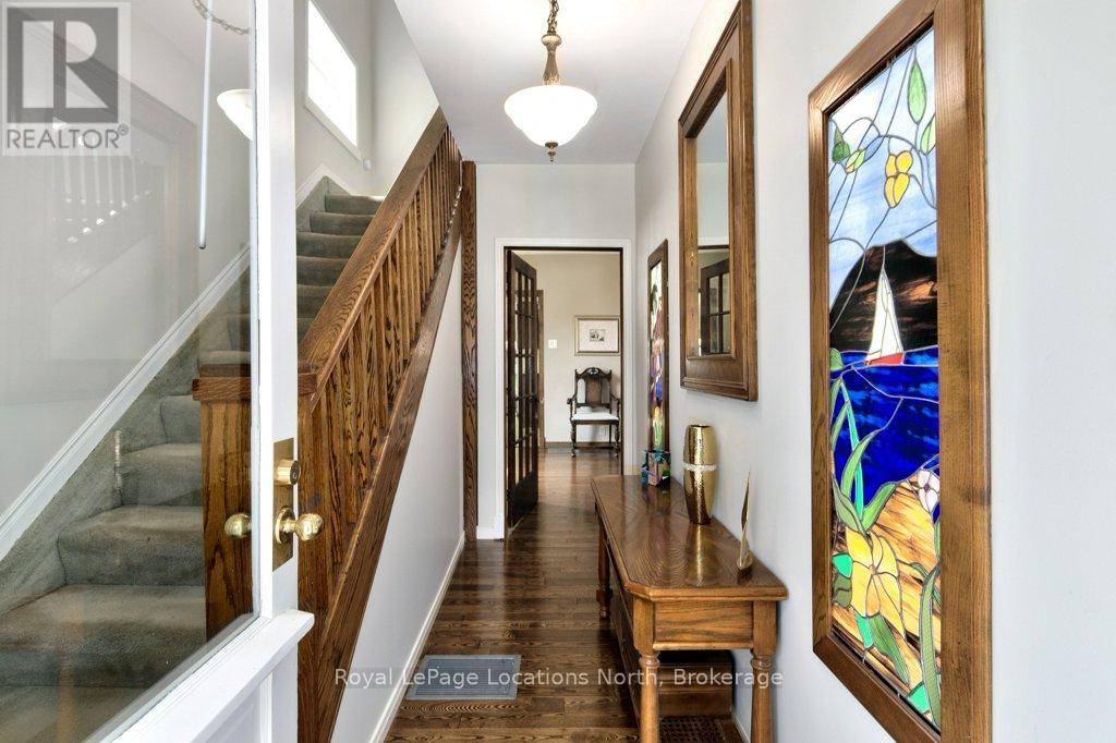 Meaford, ON N4L1E4,25 EDWIN STREET W